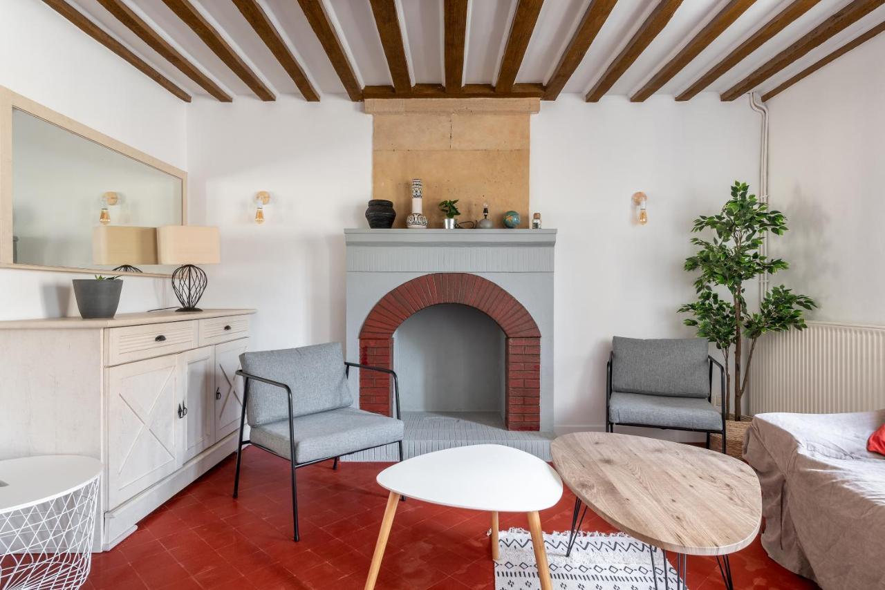 L'Escalier Rouge - Maison Renovee Avec Cour Luc-sur-Mer Εξωτερικό φωτογραφία